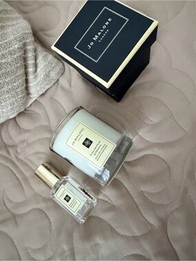 Jo Malone London English Pear & Freesia Mini Candle and Wood Sage Cologne Mini